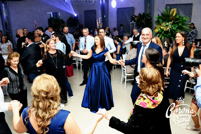 Corona Band - bend za vencanja