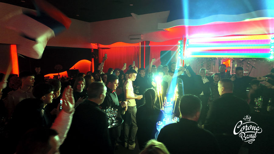 Corona Band
