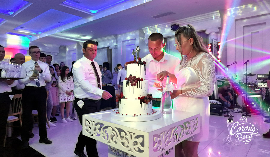 Corona Band - Sim centar
